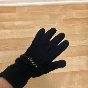 Women’s Columbia fleece style gloves